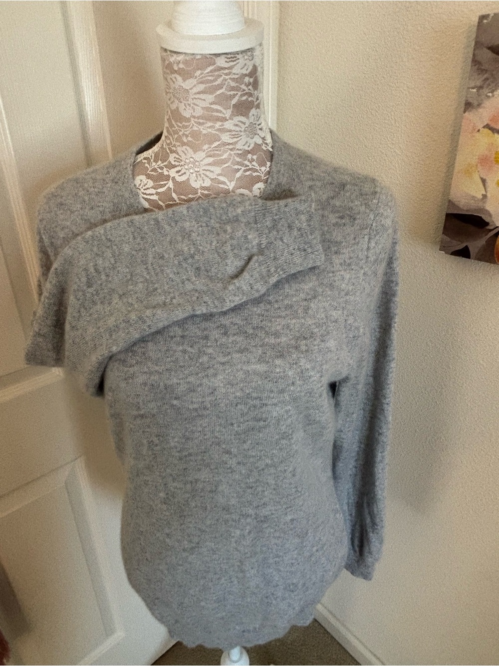 100% Cashmere Charter Club Light Grey Asymmetric Sweater